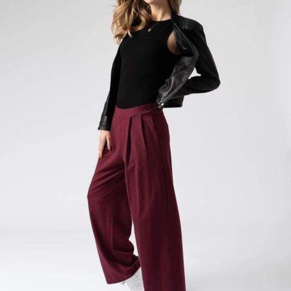 Saint + Sopfia Camden pant burgundy size 10